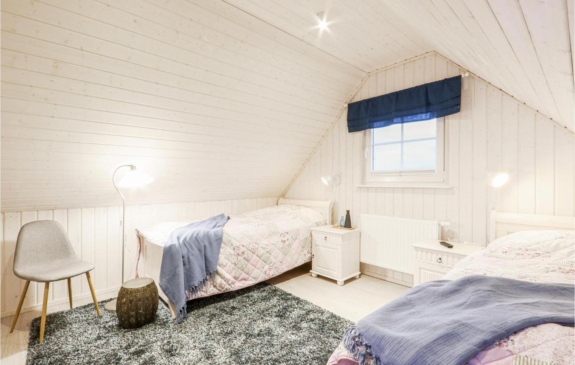2 Bedroom Stunning Home In Zerpenschleuse Eksteriør bilde