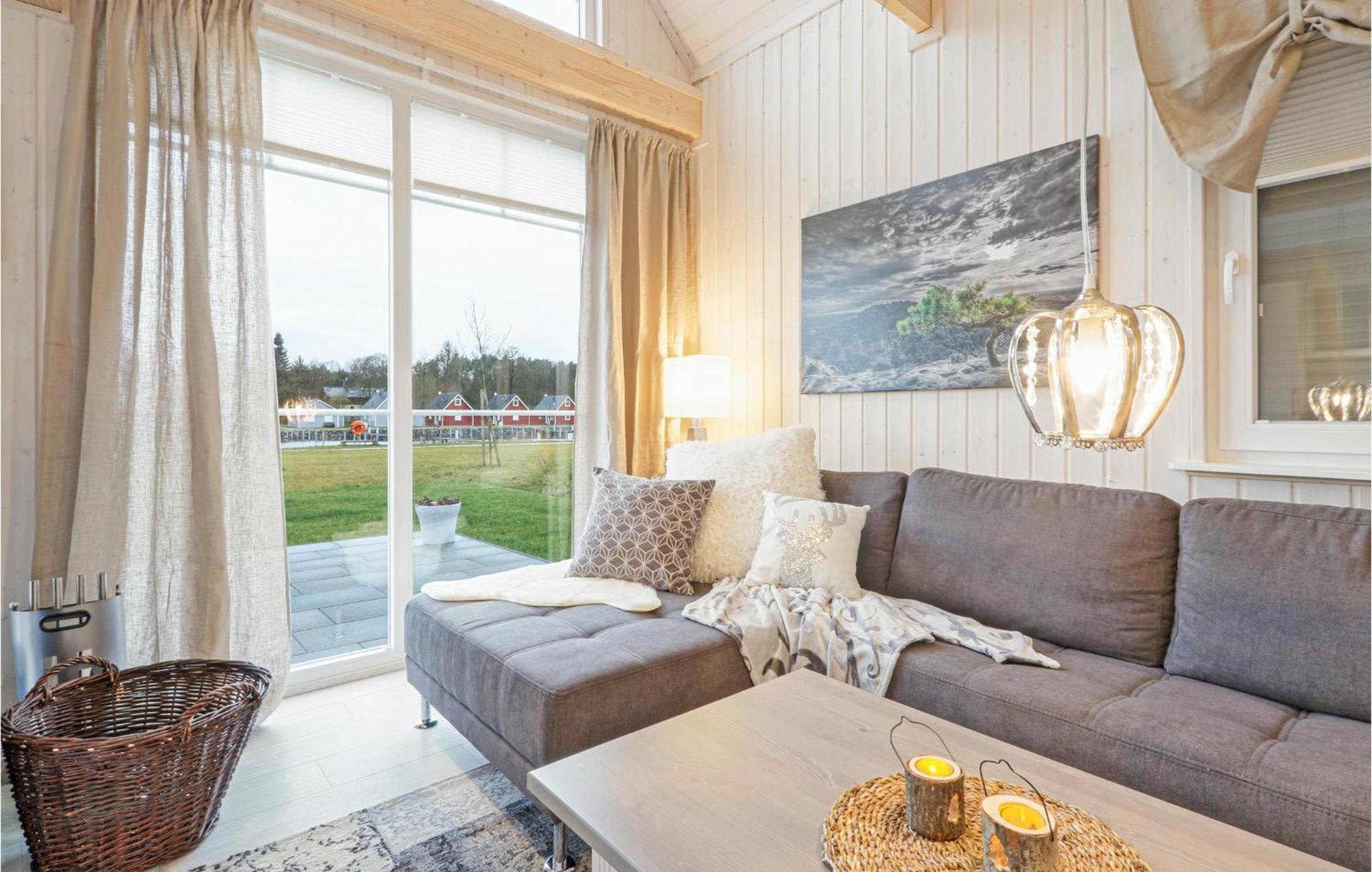 2 Bedroom Stunning Home In Zerpenschleuse Eksteriør bilde
