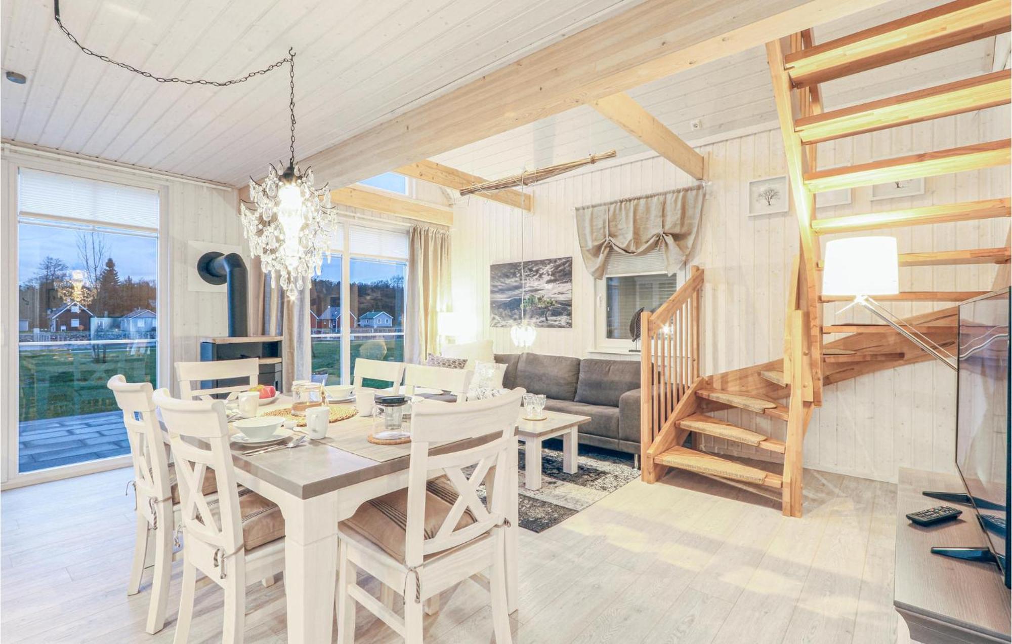 2 Bedroom Stunning Home In Zerpenschleuse Eksteriør bilde